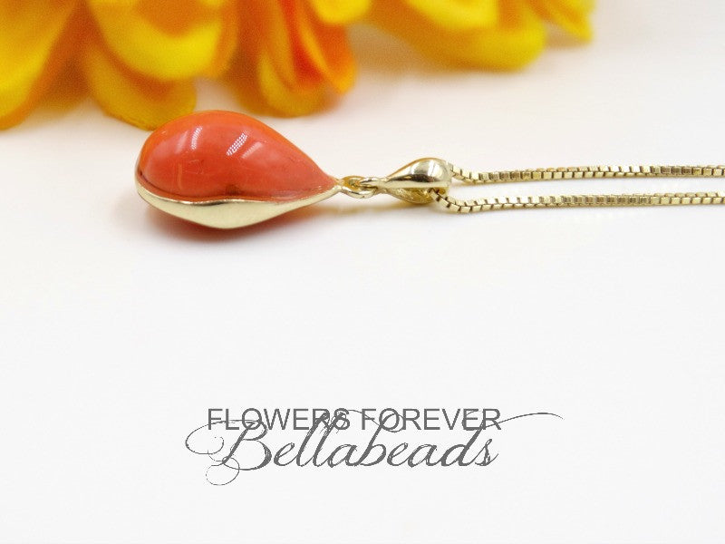 Flower Petal Jewelry, 14K Gold Katie&#39;s Teardrop Pendant