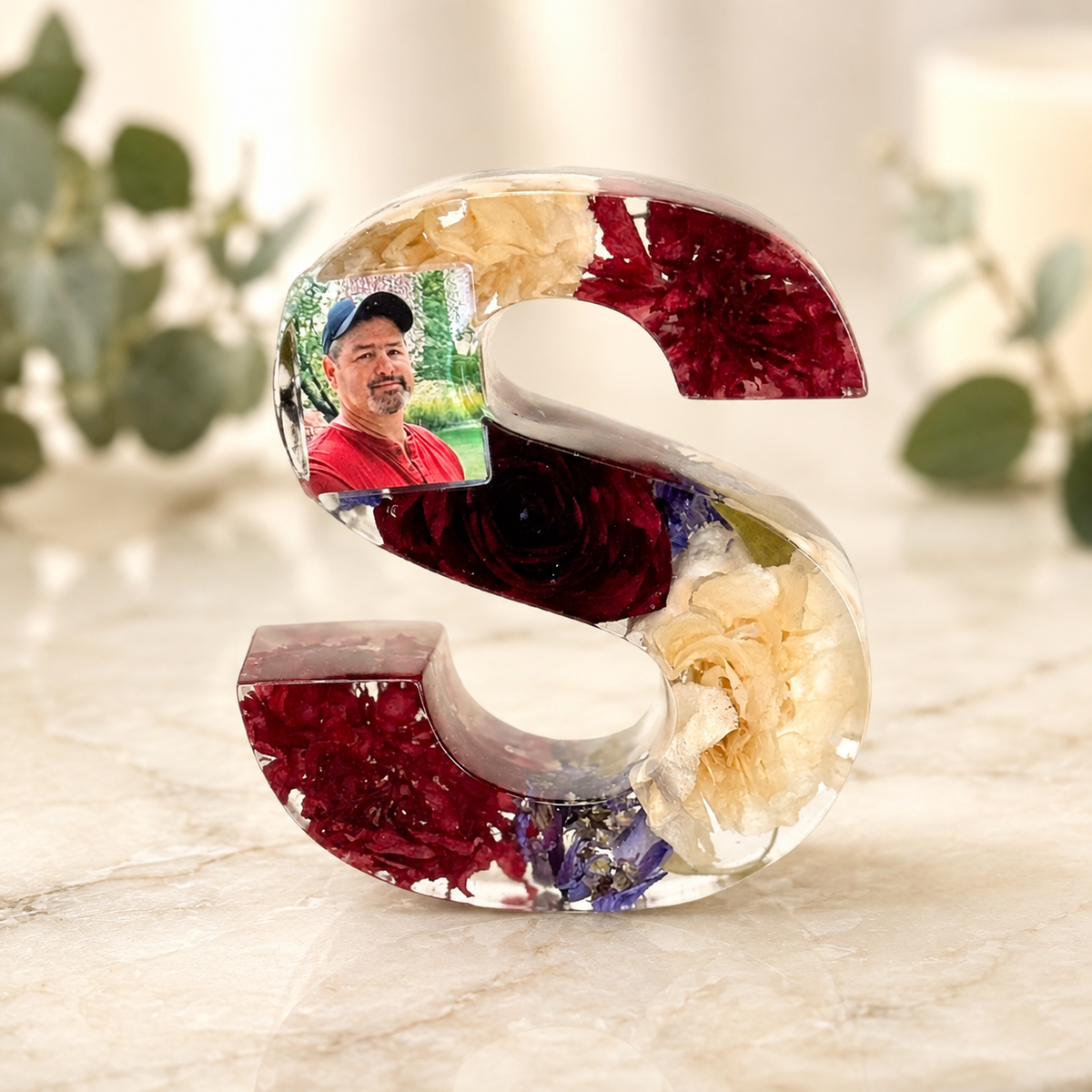 Personalized Resin Letter Keepsake – Large Flower Petal Initial
