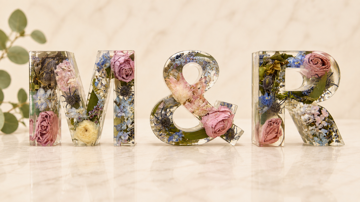 Personalized Resin Letter Keepsake – Large Flower Petal Initial