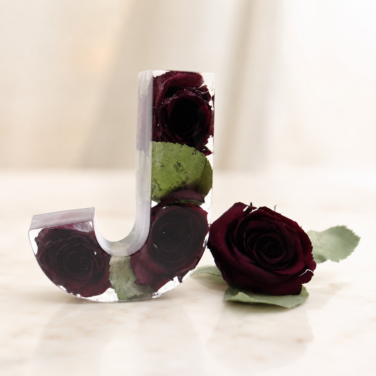 Personalized Resin Letter Keepsake – Large Flower Petal Initial
