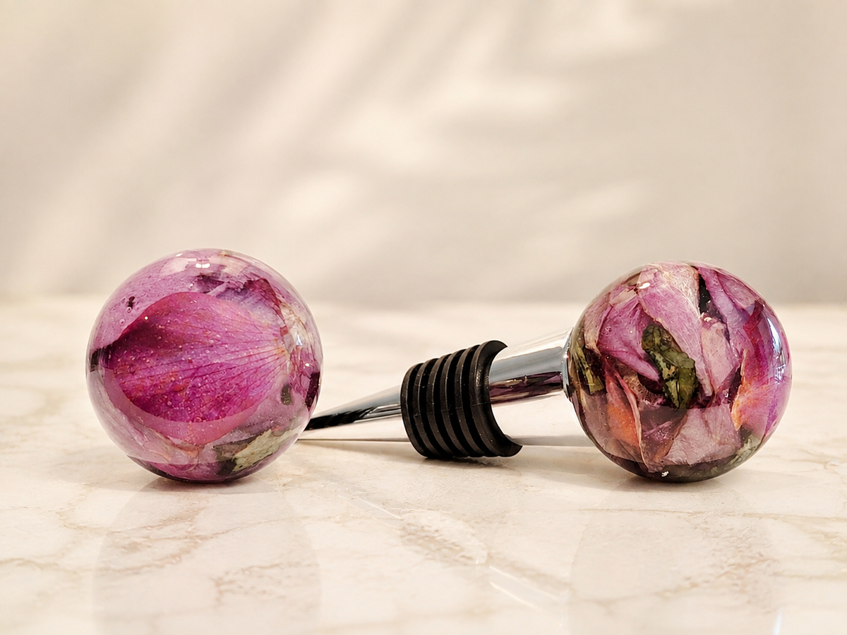 Resin Wine Stopper Keepsake – Made with Your Flowers
