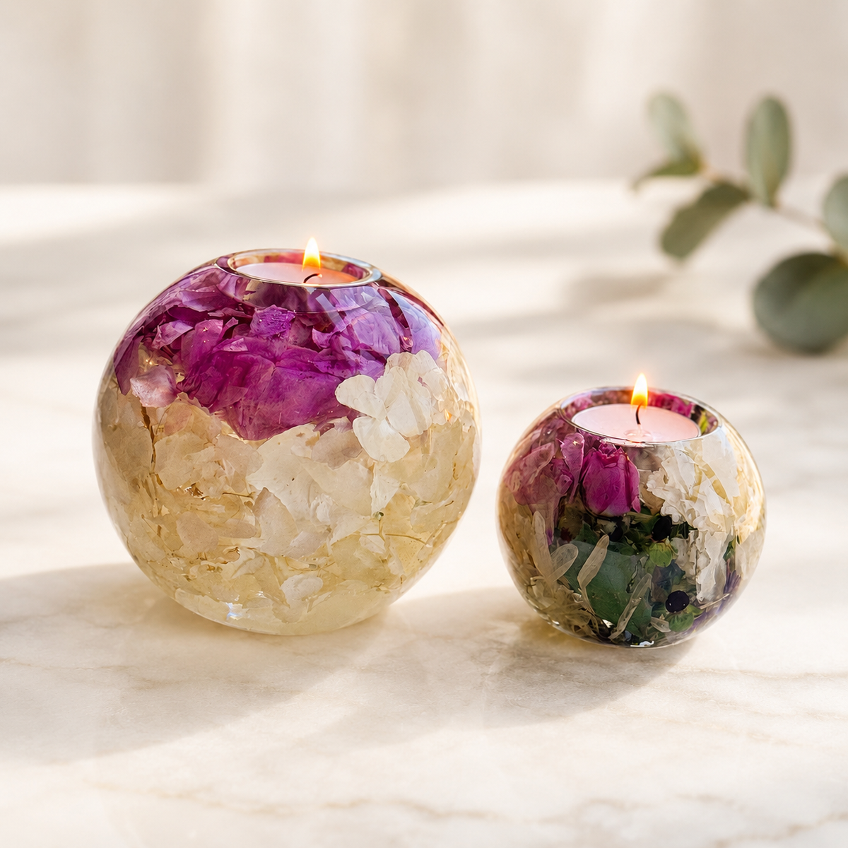 XL Floral Tealight Candle Holder – Large Resin Keepsake with Preserved Flowers