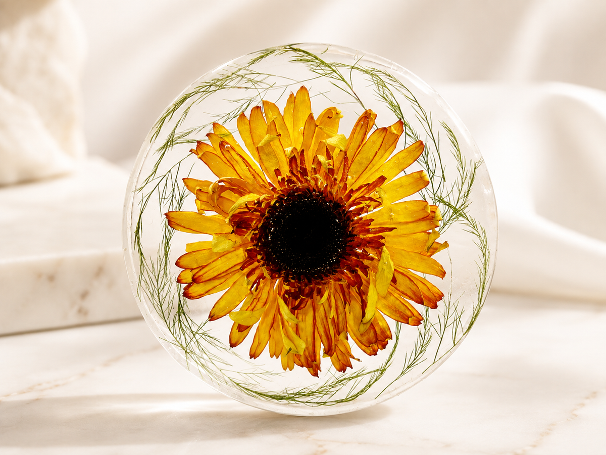 Resin Pressed Flower Round Paperweight