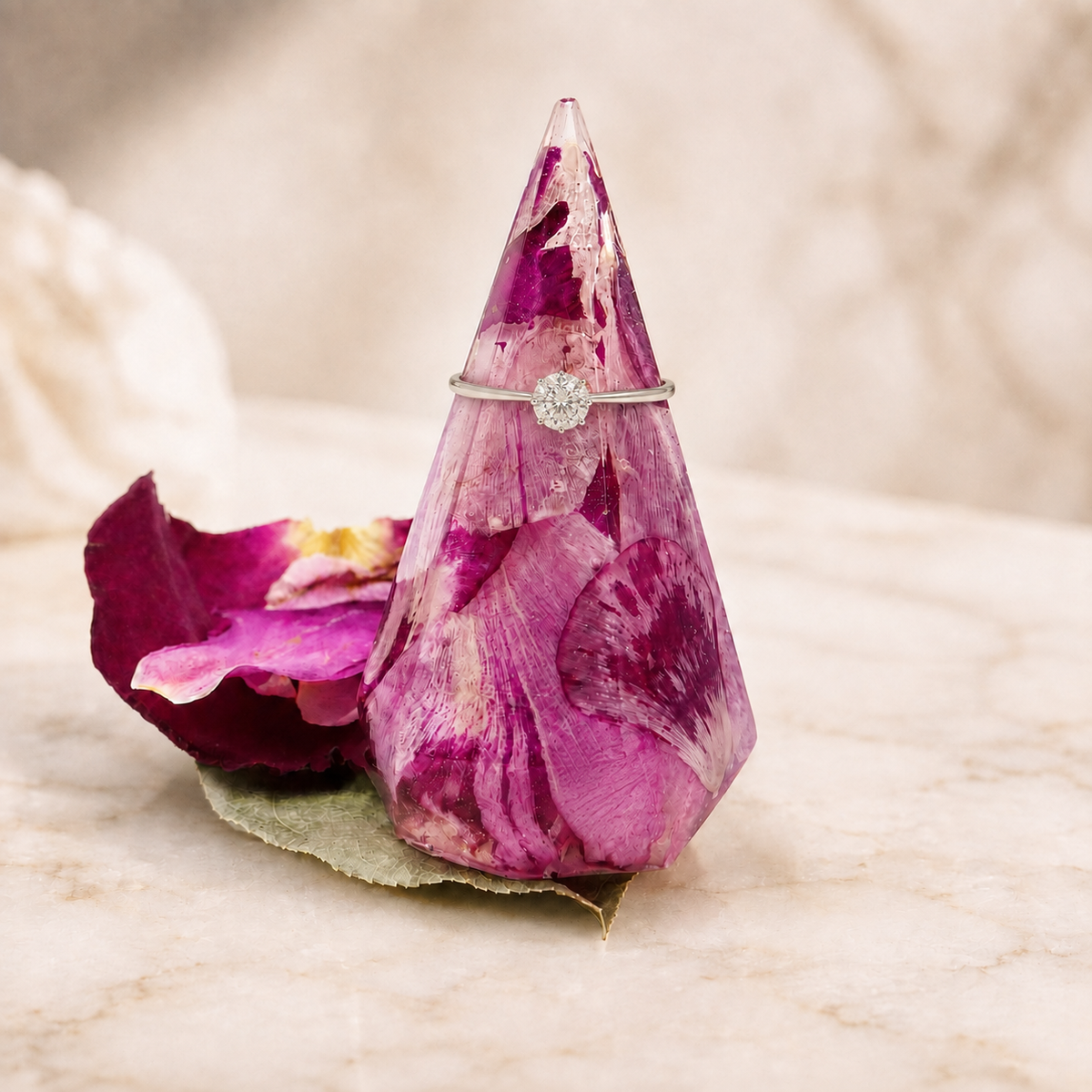 Diamond Resin Ring Holder