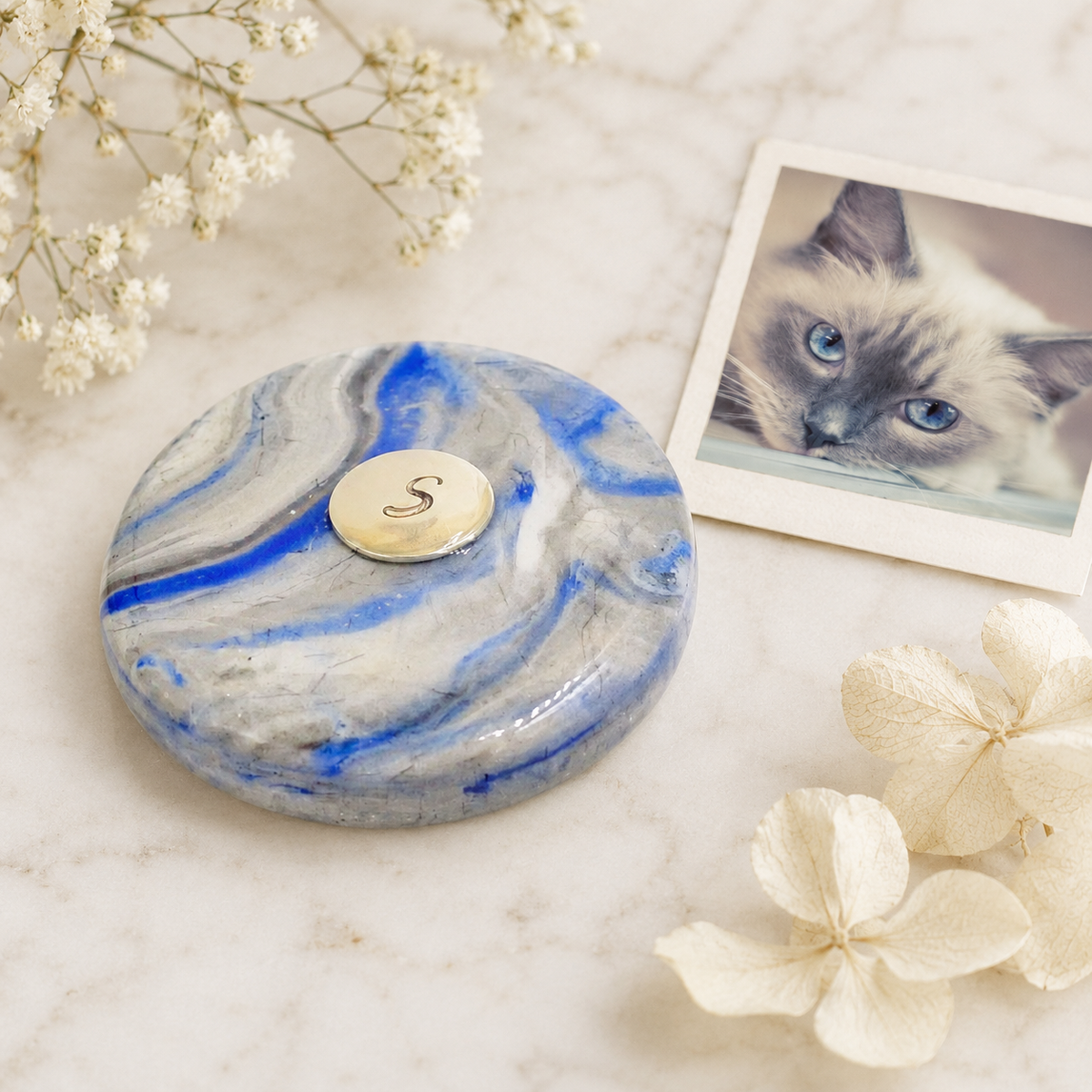 Custom Pet Memorial Golf Ball Marker – Ashes or Fur Keepsake