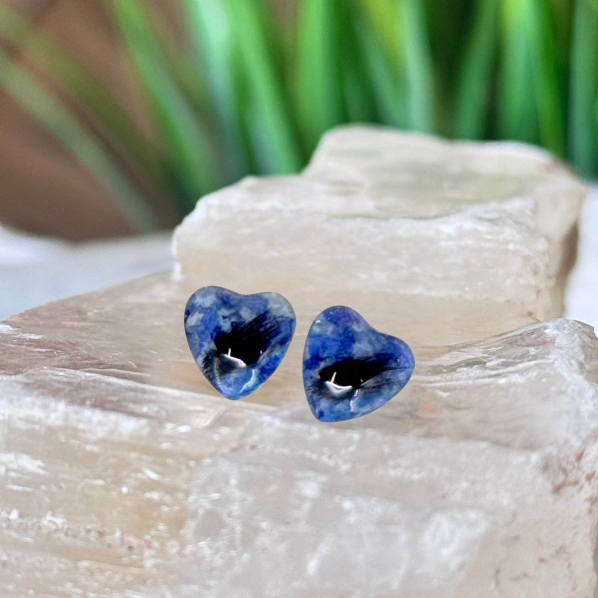 Sweetheart Memorial Posts made with preserved flowers - Front View wtih hair 