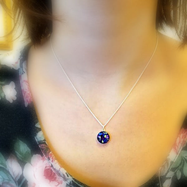 Resin Ashli Pendant - Memorial