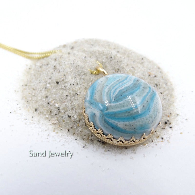 Madison Pendant - Memorial