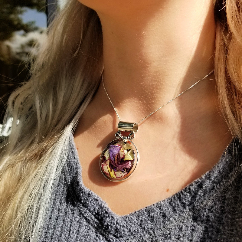 Resin Margaux Pendant - Memorial