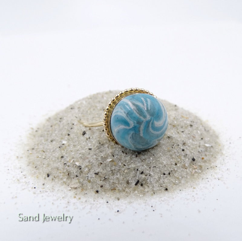 Juliette ring made with sand 