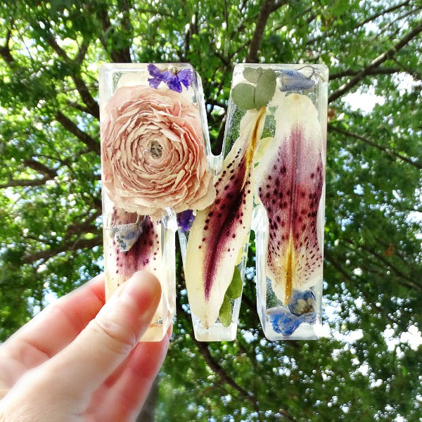 Dried Flowers set in resin initials 
