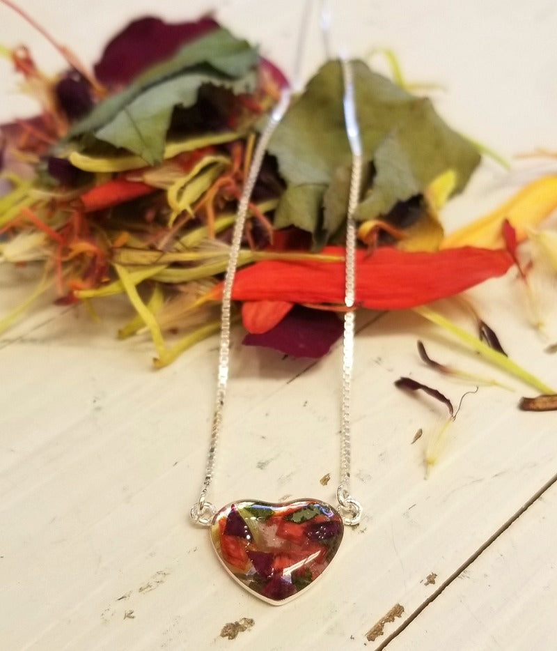 Demi Heart Pendant - Resin