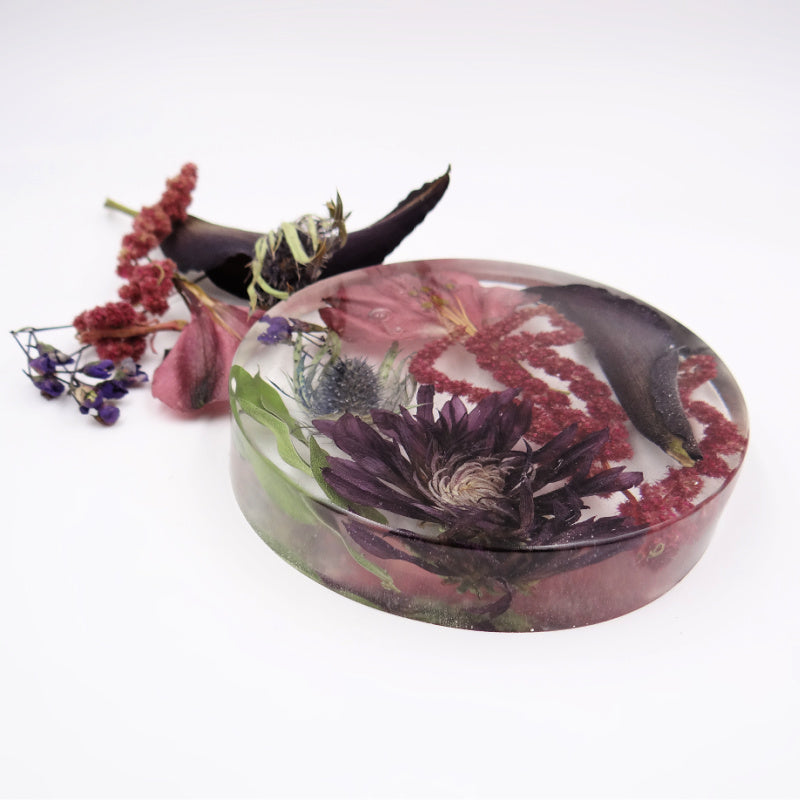 Resin Flowers - Resin and Dried Flower Encapsulation Paperweight